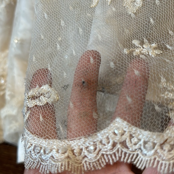 Justin Alexander Wedding Dress - not white - light gold - Picture 13 of 17